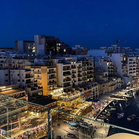 Private In Shared Msida בית אירוח